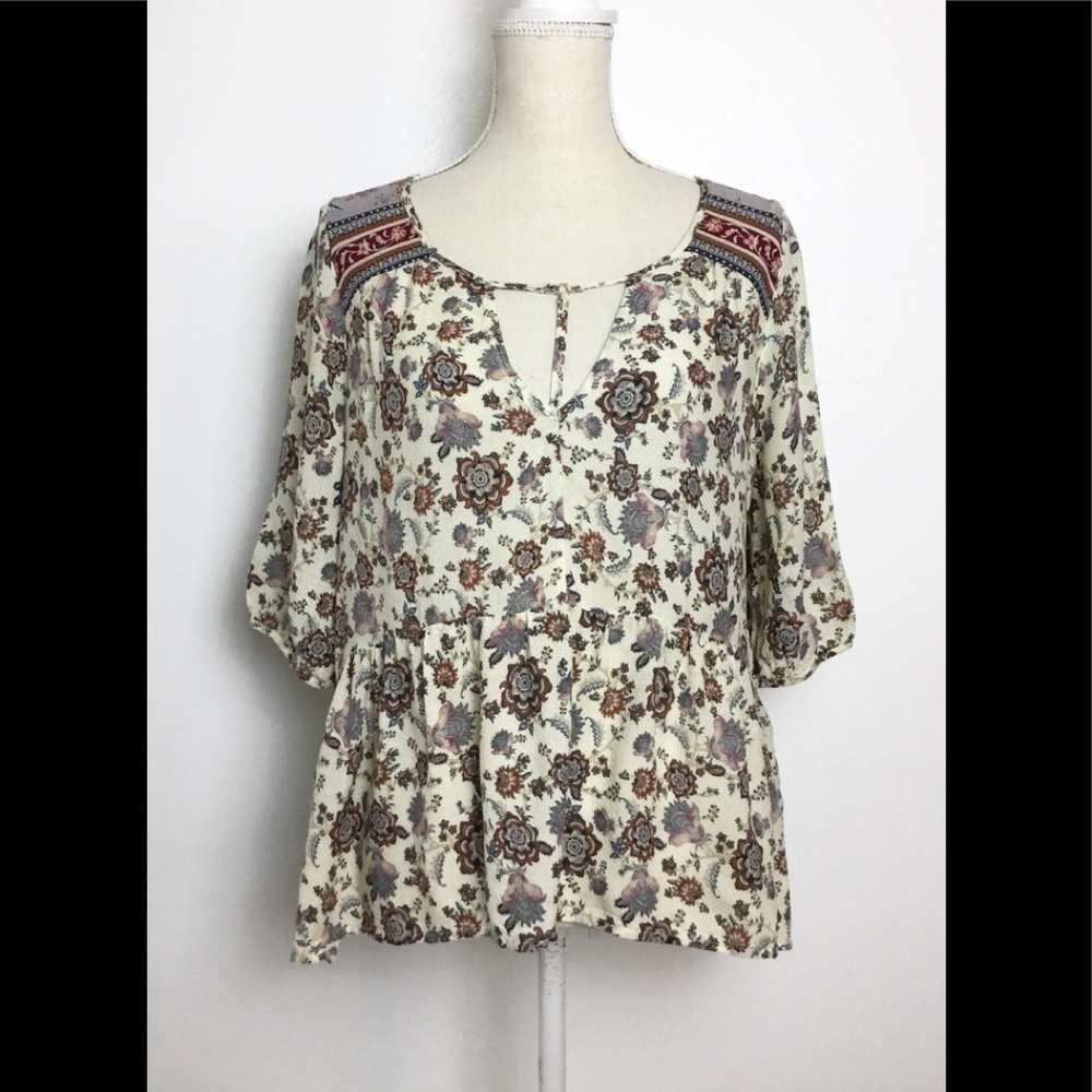 Eyeshadow Blouse Top